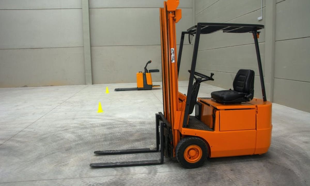 Forklift