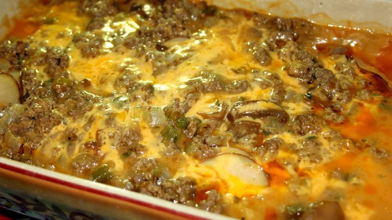 Hamburger and Sliced Potatoes with Cream of Mushroom Soup