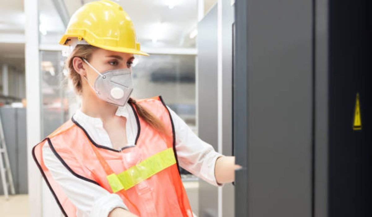 Safe Access Equipment for Industrial Workplaces